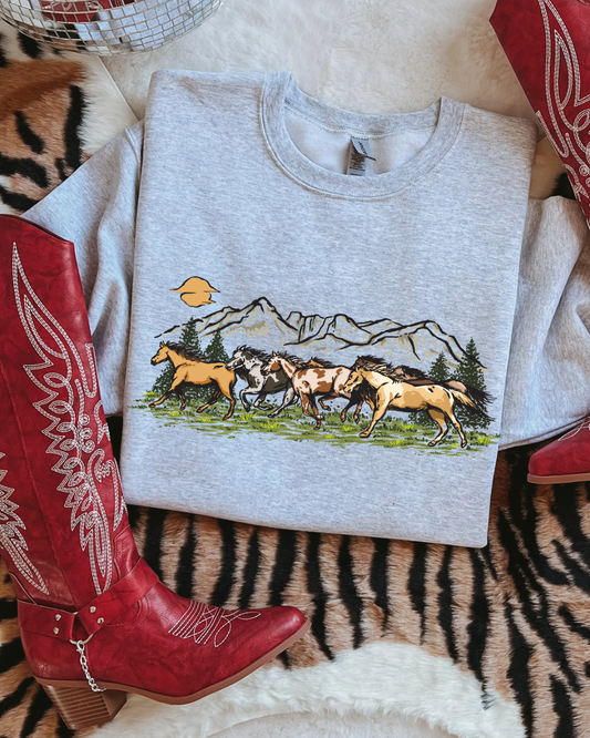 Wild horses crew neck